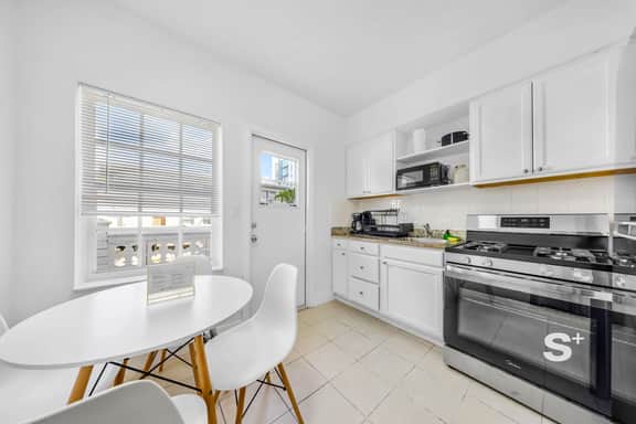 Casa Tower 4